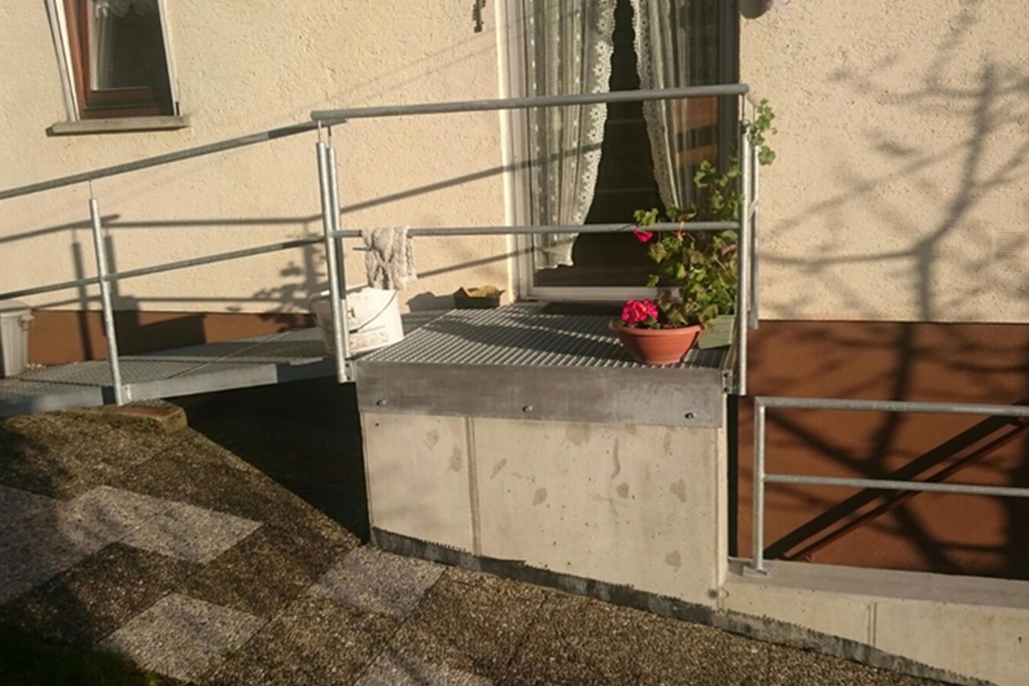 treppe-unebene-plattform